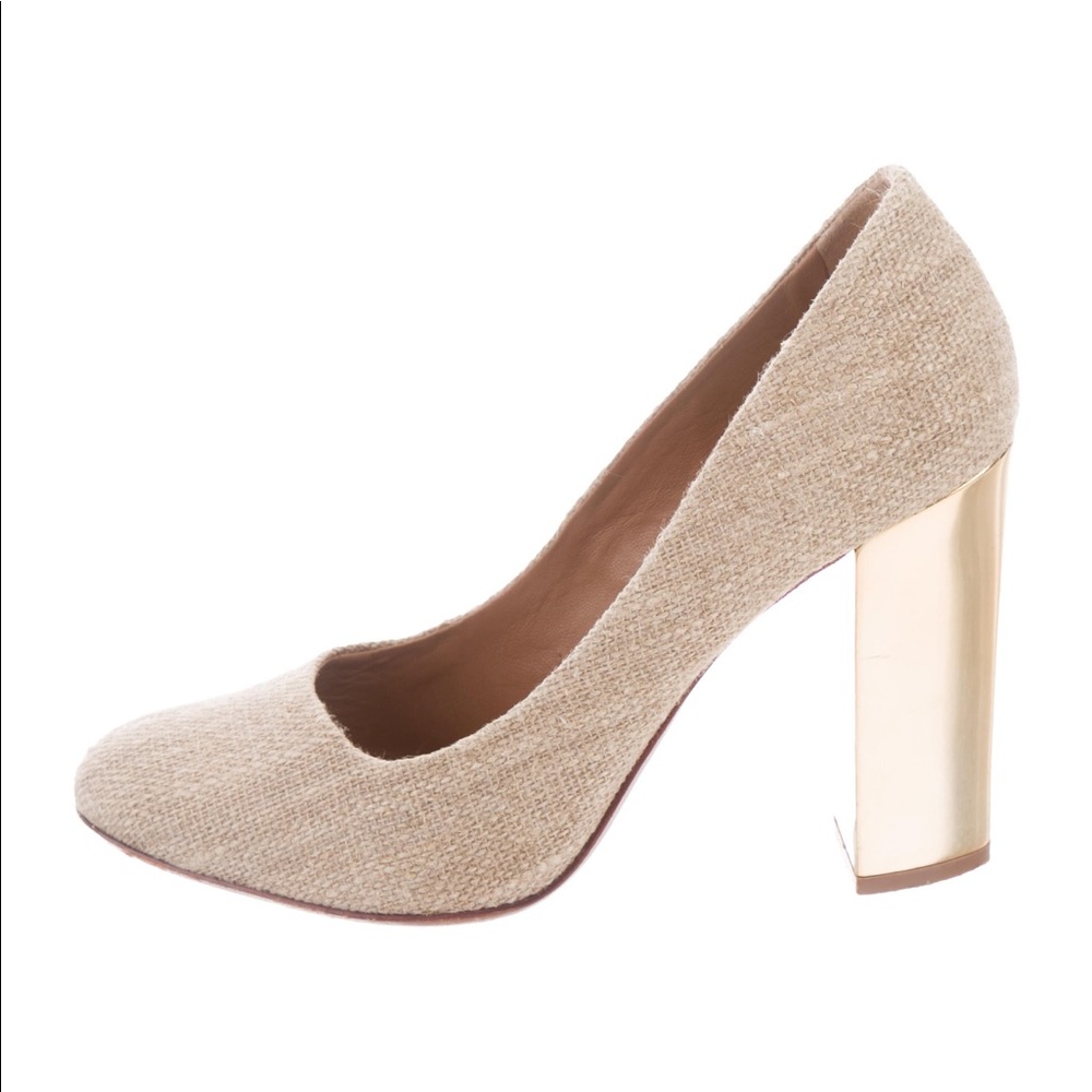 Need gone!! Make an offer. Tory Burch Pumps